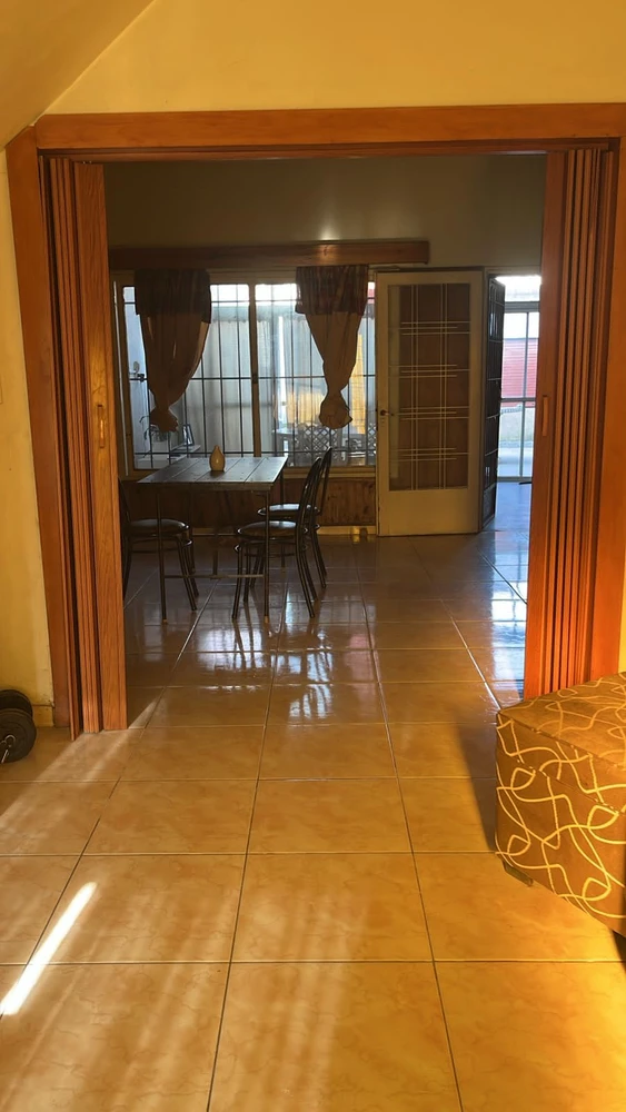 Casa Ideal Familia Grande o Consultorios Quilmes 916 - Castelar - Image 4