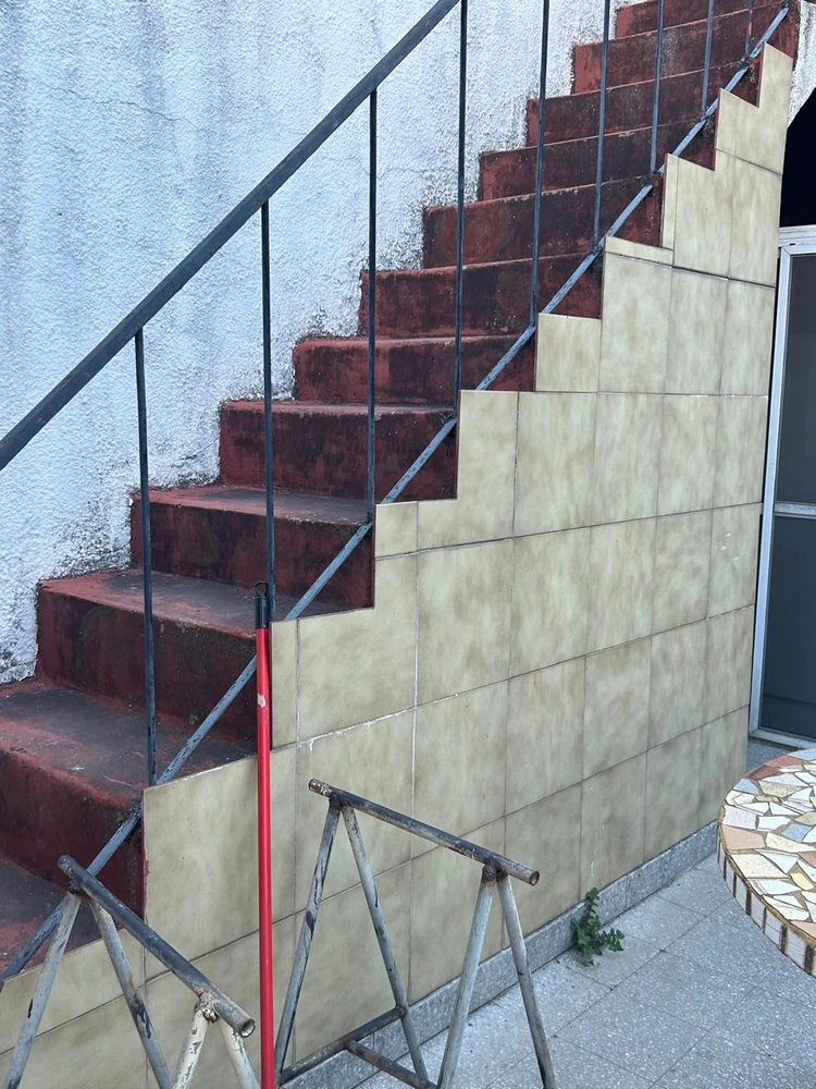 Casa Ideal Familia Grande o Consultorios Quilmes 916 - Castelar - Image 8