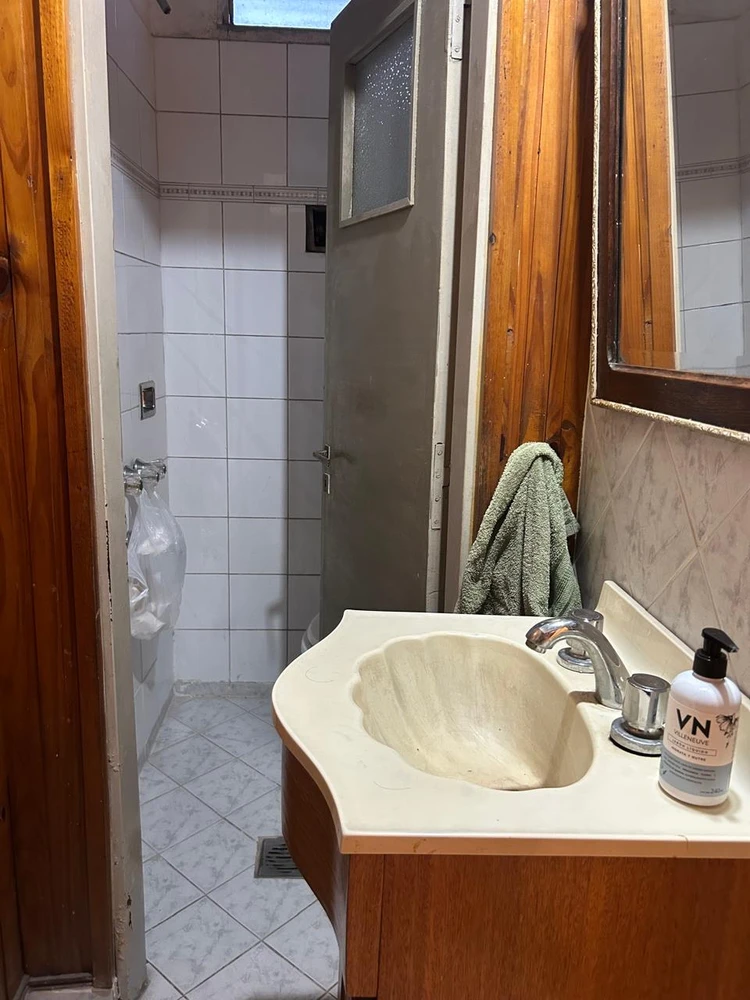 Casa Ideal Familia Grande o Consultorios Quilmes 916 - Castelar - Image 16