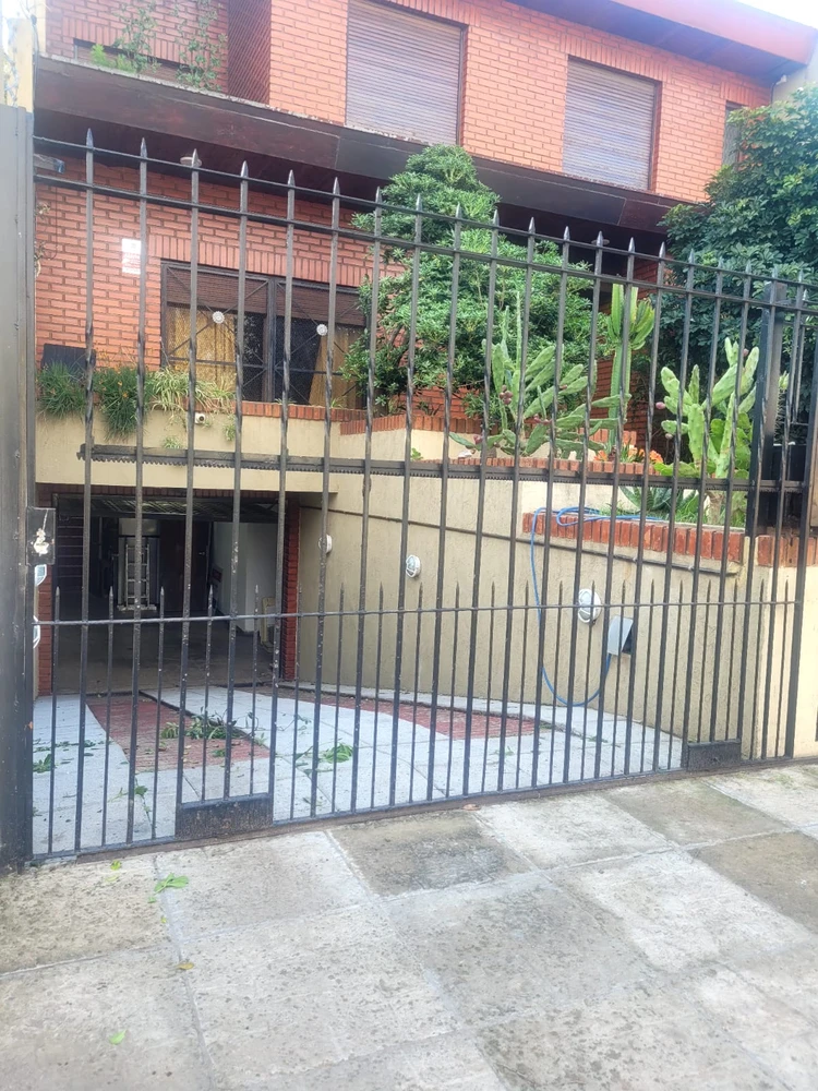 Casa con amenities Parque Quirno - Figuerón Garnica 1935 - Image 3