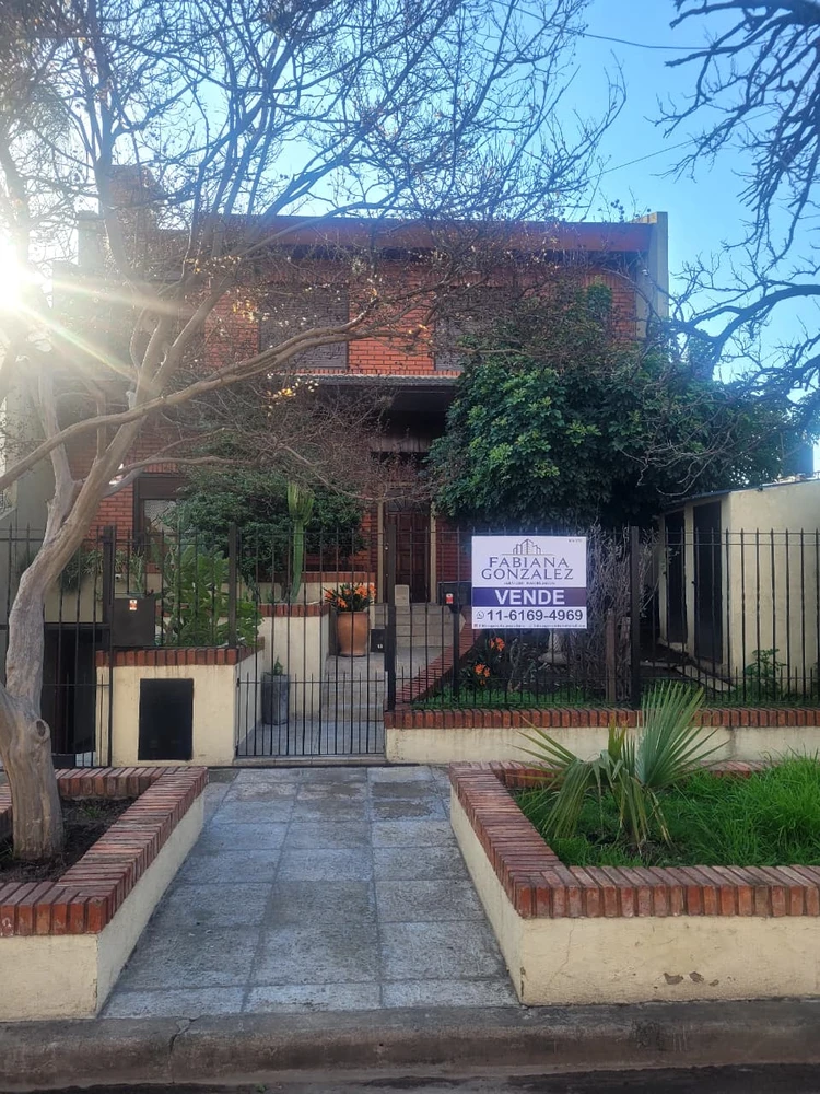Casa con amenities Parque Quirno - Figuerón Garnica 1935 - Image 17