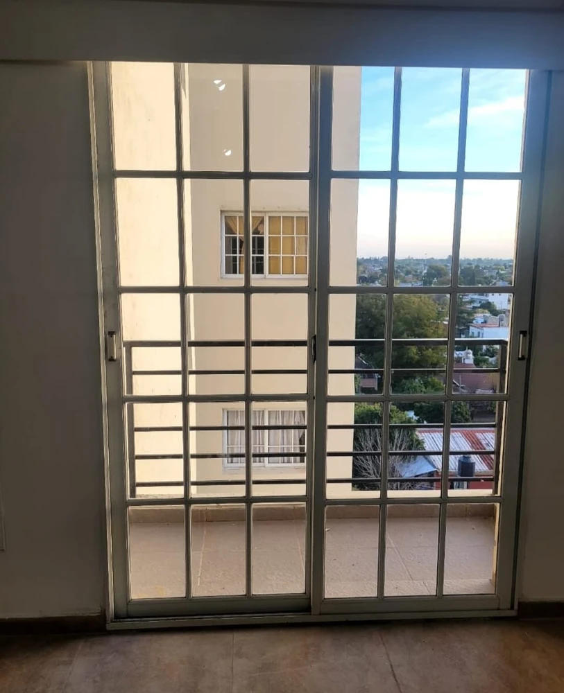 Departamento en el corazon de Villa Tesei - Av. Pedro Diaz 452 - Image 3