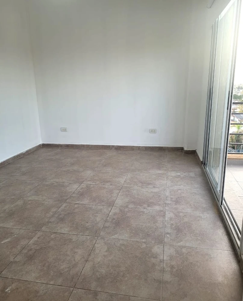 Departamento en el corazon de Villa Tesei - Av. Pedro Diaz 452 - Image 6